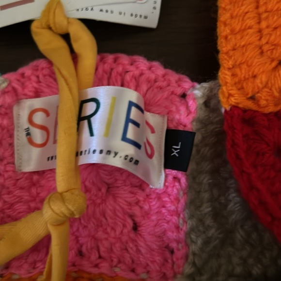 THE SERIES Colourblock Granny Tank - Picture 6 of 6